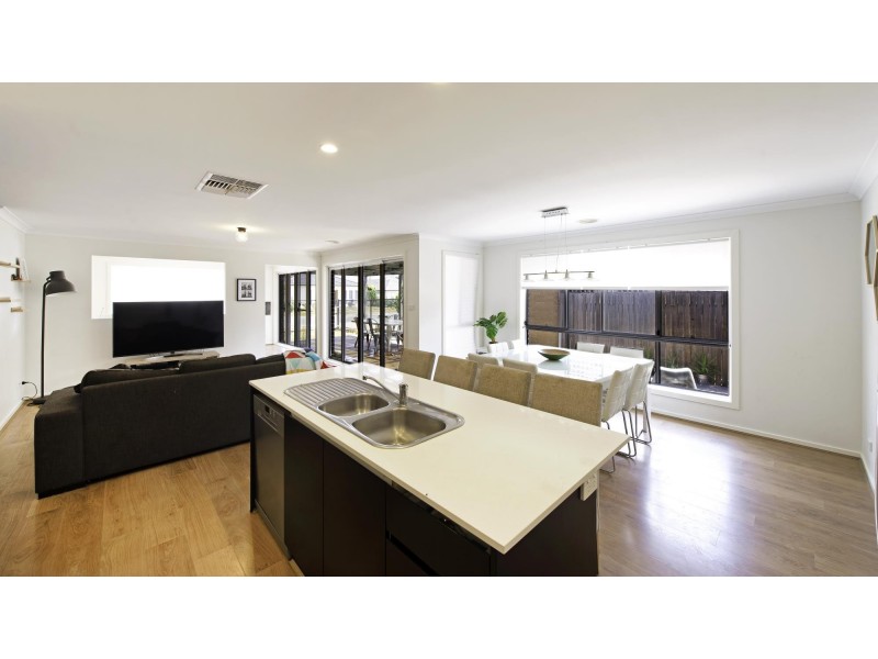 1 Clancy McKenna Crescent, Bonner ACT 2914