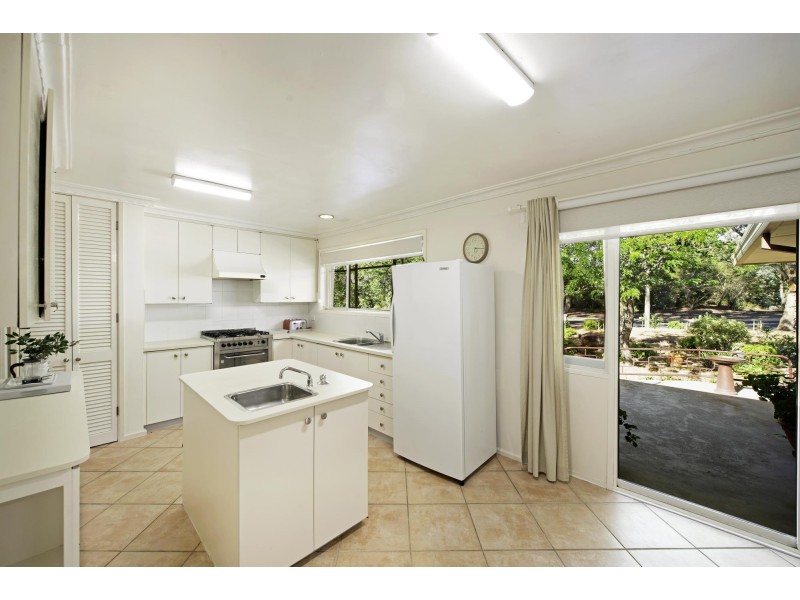 123 MacKenzie Street, Hackett ACT 2602