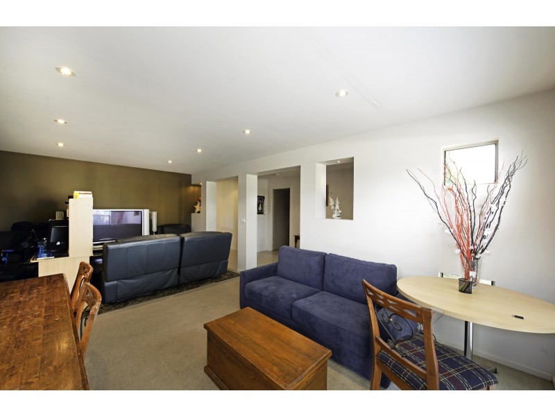36 Strayleaf Crescent, Gungahlin ACT 2912