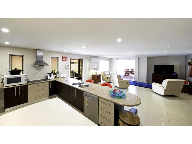 36 Strayleaf Crescent, Gungahlin ACT 2912