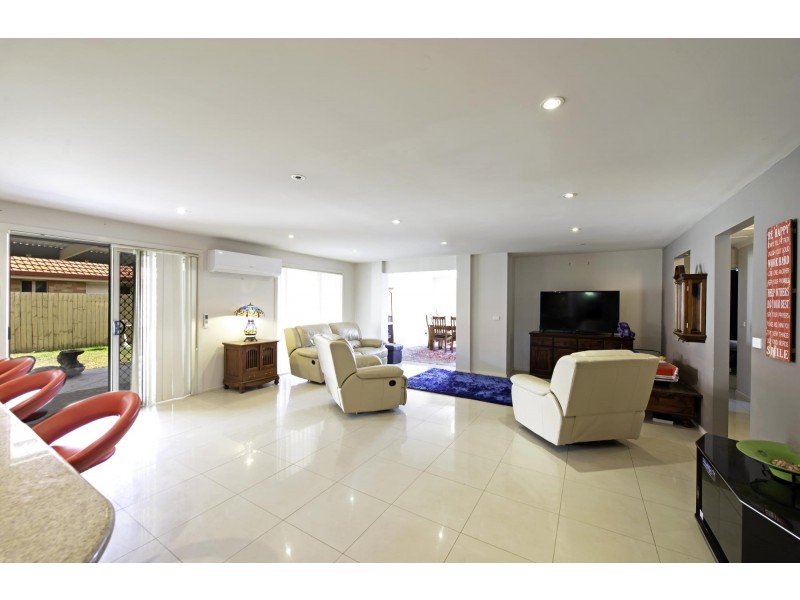 36 Strayleaf Crescent, Gungahlin ACT 2912