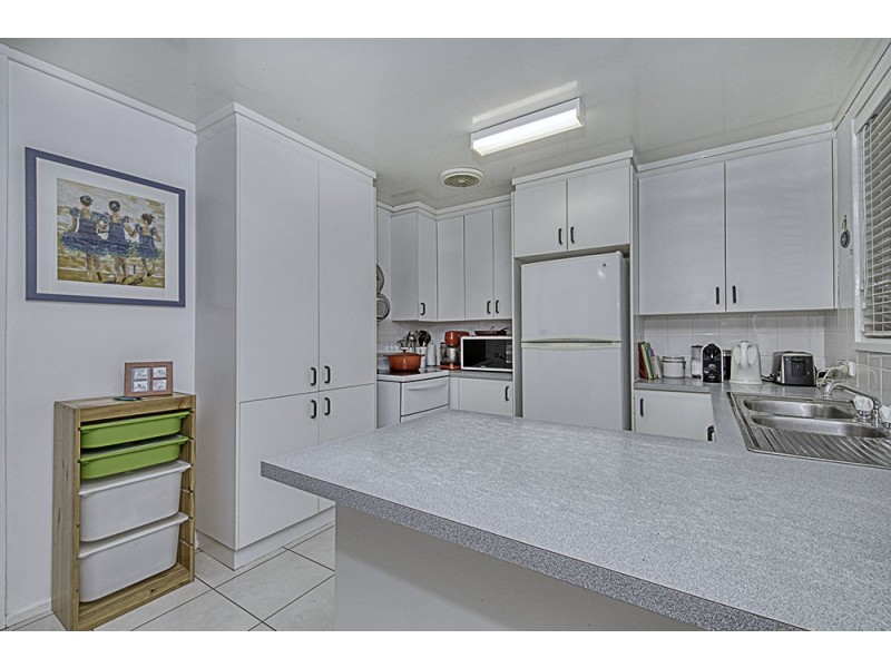 11 Gundulu Place, Giralang ACT 2617