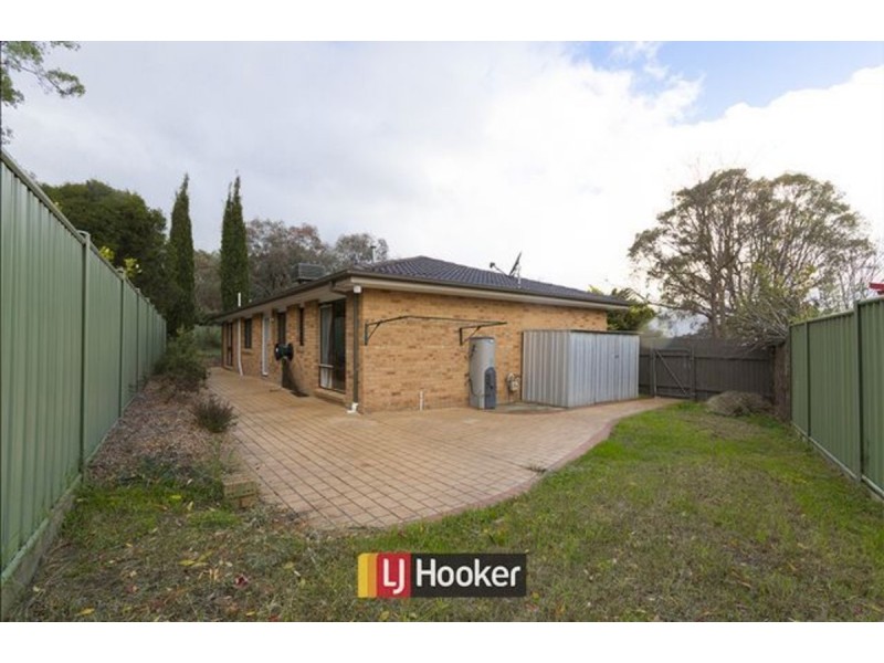 2/24 Burnett Street, Kaleen ACT 2617