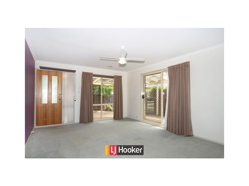7/89 Britten Jones Drive, Holt ACT 2615