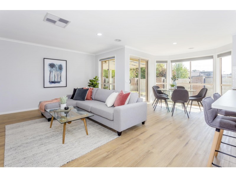 53 Shoobridge Circuit, Dunlop ACT 2615