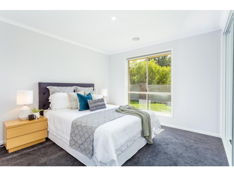 53 Shoobridge Circuit, Dunlop ACT 2615