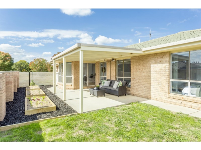 53 Shoobridge Circuit, Dunlop ACT 2615