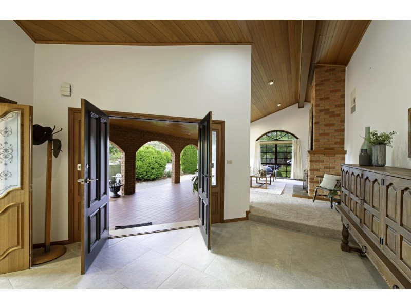 13 Sowden Street, Mckellar ACT 2617