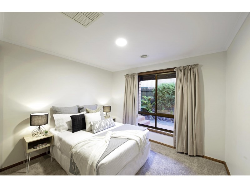 13 Sowden Street, Mckellar ACT 2617