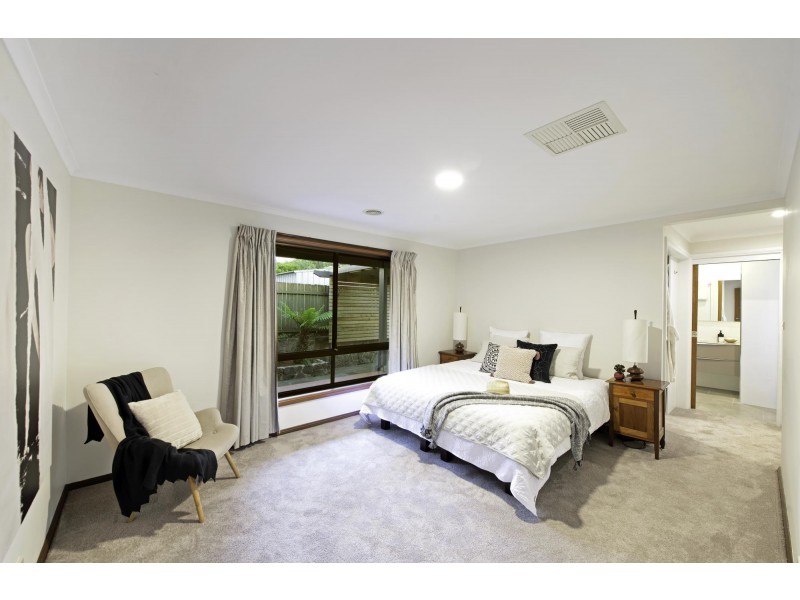 13 Sowden Street, Mckellar ACT 2617