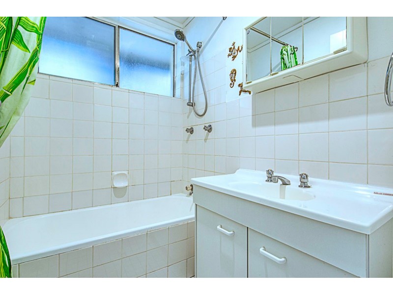 11 Gundulu Place, Giralang ACT 2617