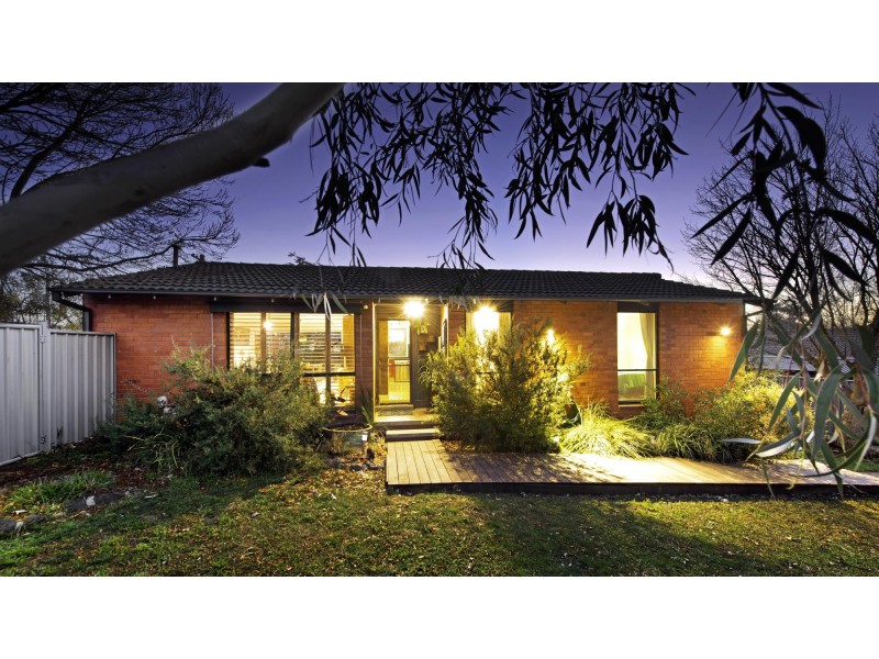 70 Antares Crescent, Giralang ACT 2617