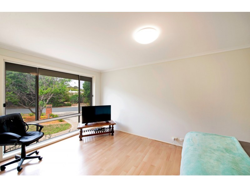 18 Brittlebank Circuit, Banks ACT 2906