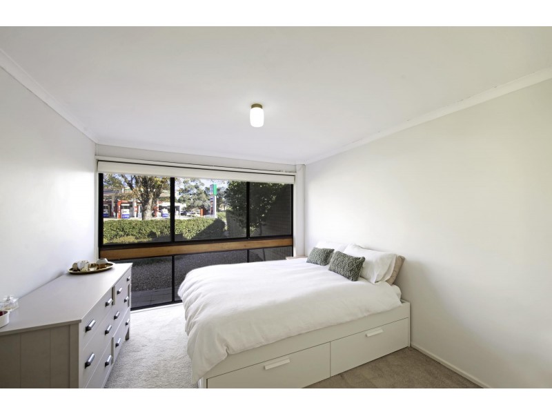 16 Warring Place, Giralang ACT 2617