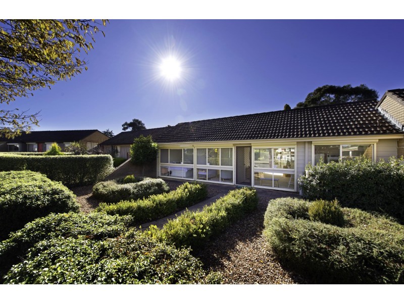 16 Warring Place, Giralang ACT 2617