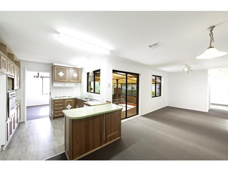 1 Neeld Place, Charnwood ACT 2615