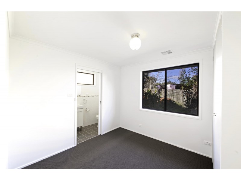 1 Neeld Place, Charnwood ACT 2615