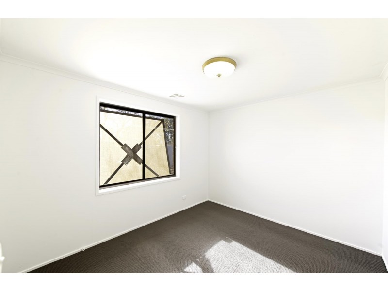 1 Neeld Place, Charnwood ACT 2615