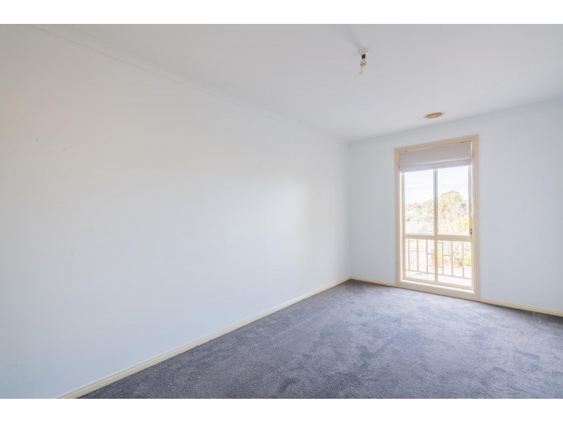 2 Fidler Court, Bruce ACT 2617