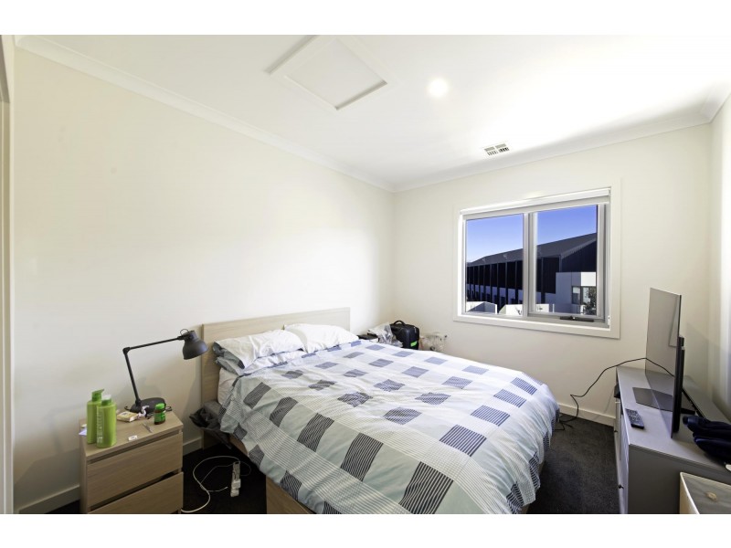 4/5 Nevertire Street, Lawson ACT 2617