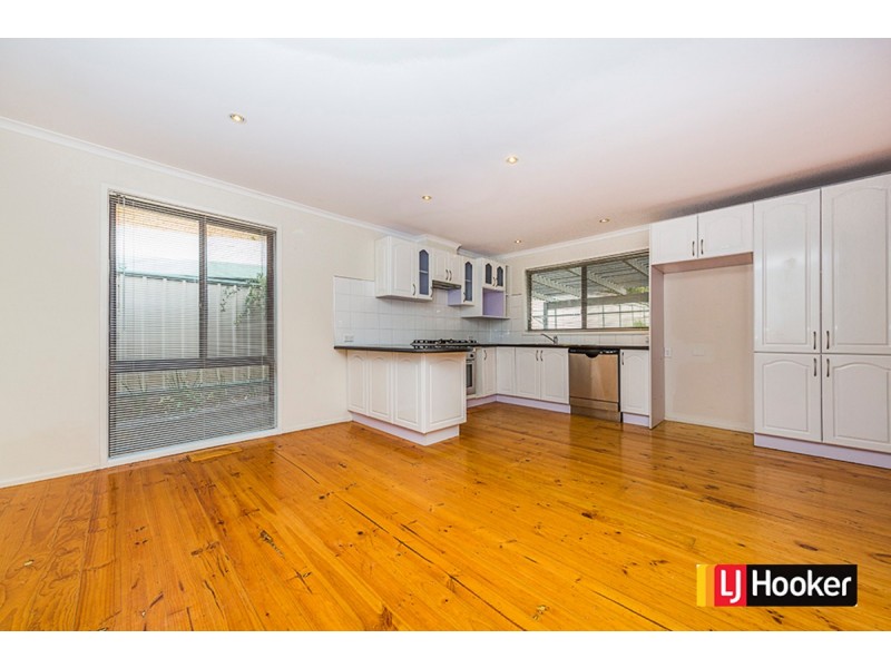 17 Pokana Circuit, Kaleen ACT 2617