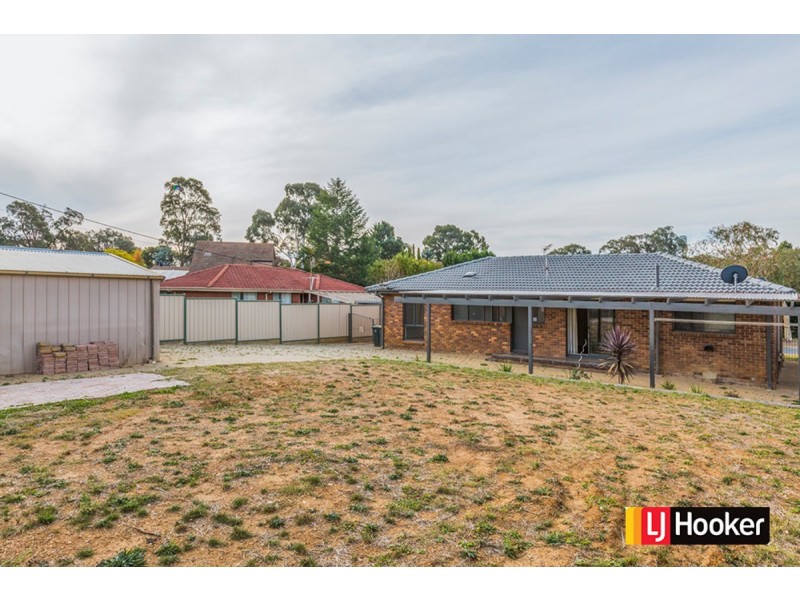 17 Pokana Circuit, Kaleen ACT 2617