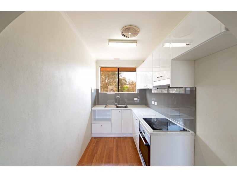 17/32 Springvale Drive, Hawker ACT 2614