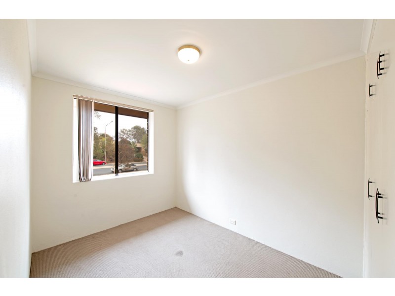17/32 Springvale Drive, Hawker ACT 2614