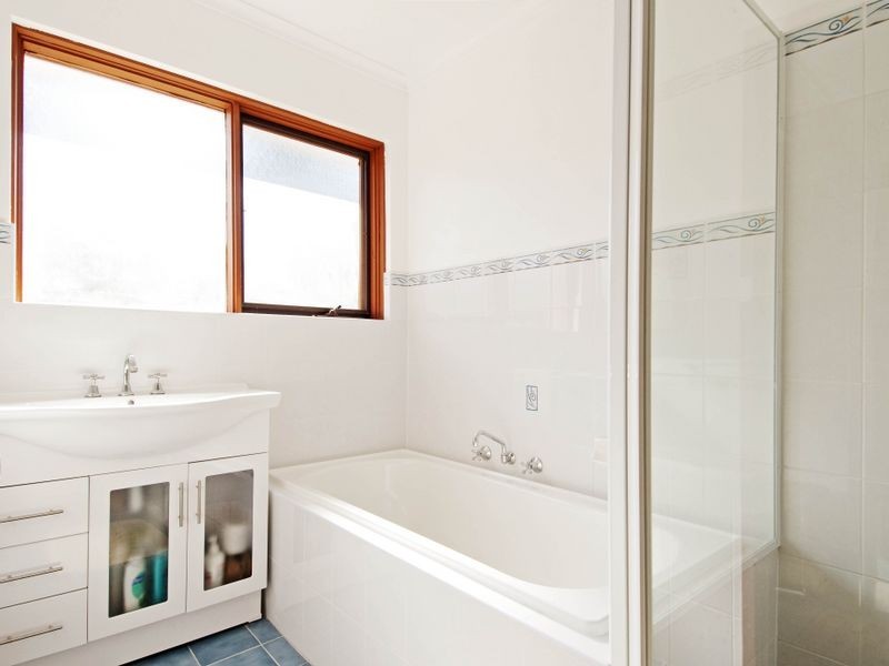 100 Baracchi Crescent, Giralang ACT 2617