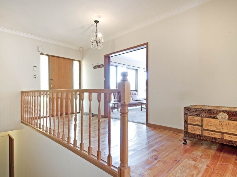 100 Baracchi Crescent, Giralang ACT 2617