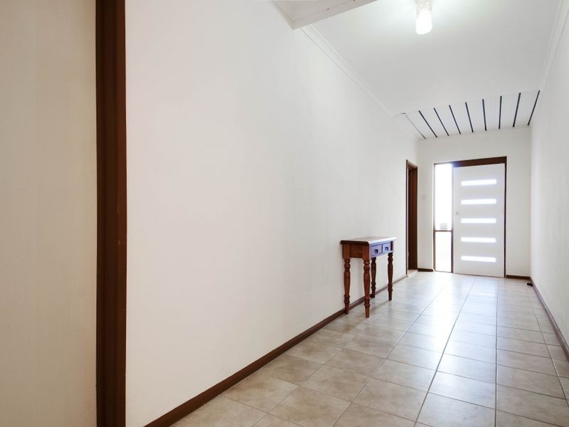 100 Baracchi Crescent, Giralang ACT 2617