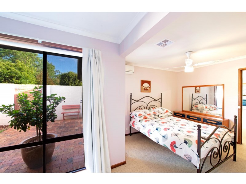 12 Capella Crescent, Giralang ACT 2617