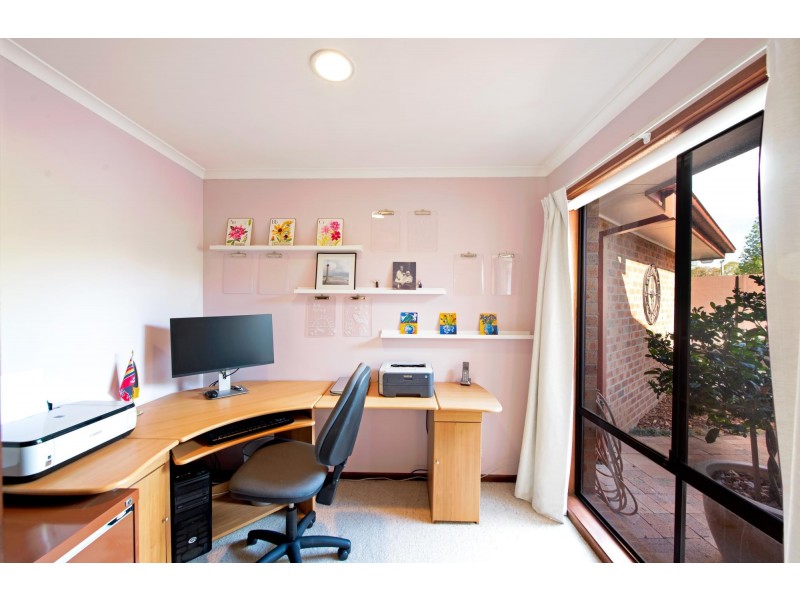 12 Capella Crescent, Giralang ACT 2617