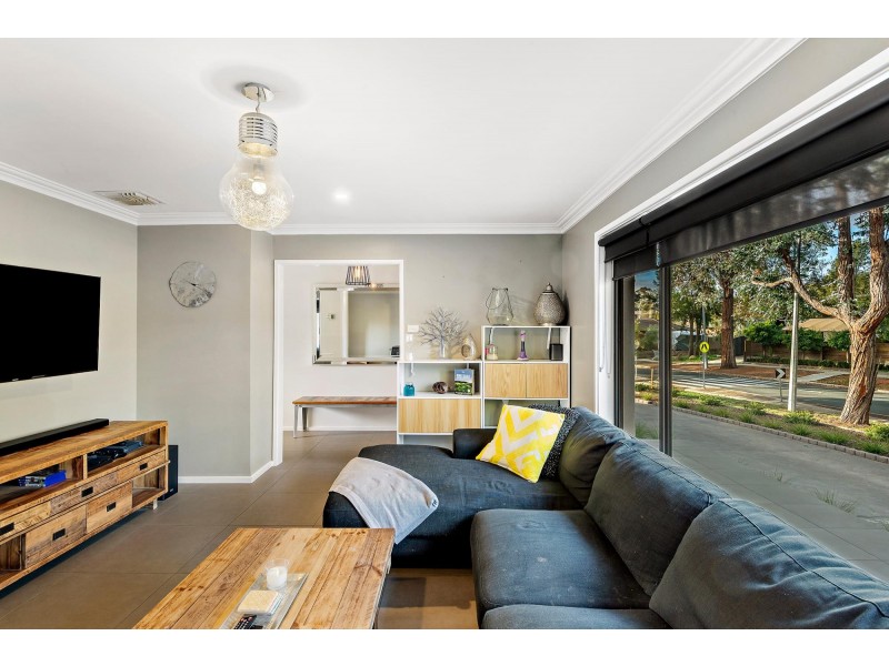 20 Fullagar Crescent, Higgins ACT 2615