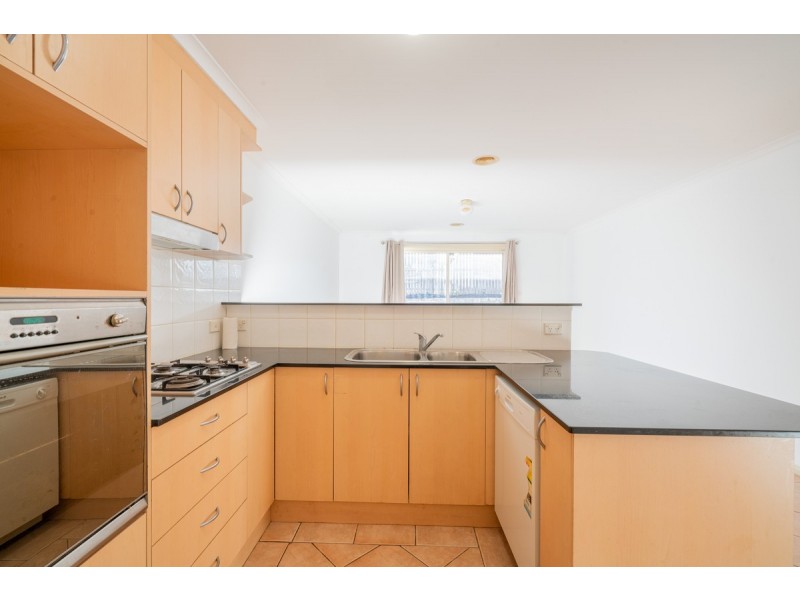 2 Fidler Court, Bruce ACT 2617