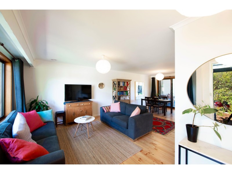 11 Bemboka Crescent, Kaleen ACT 2617