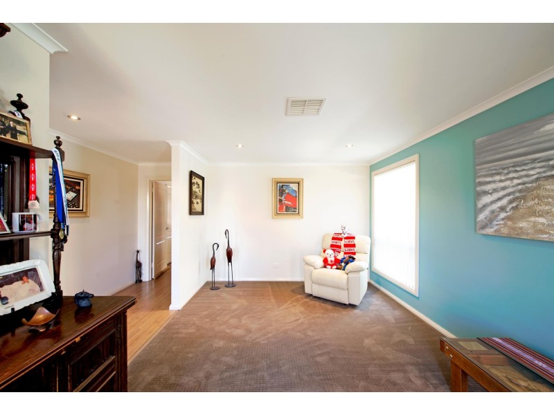 33 Paquita Street, Forde ACT 2914