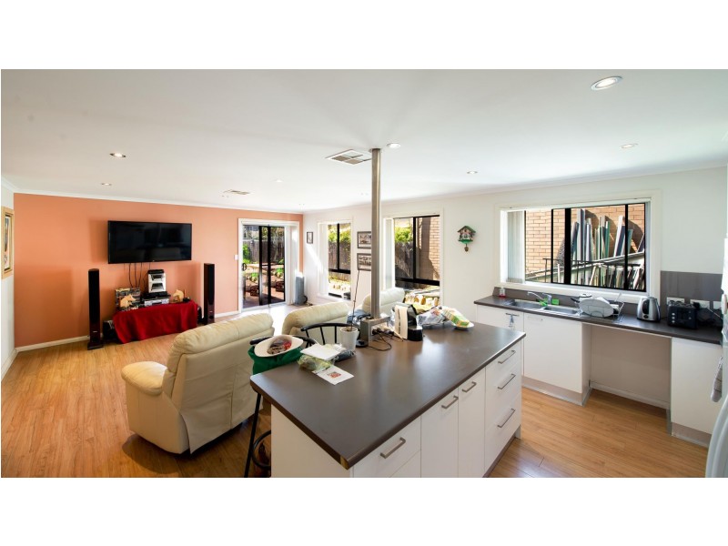 33 Paquita Street, Forde ACT 2914