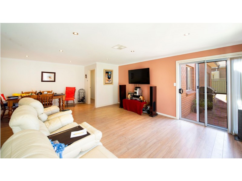 33 Paquita Street, Forde ACT 2914