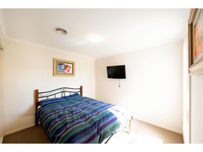 33 Paquita Street, Forde ACT 2914