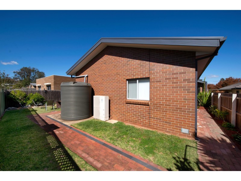 33 Paquita Street, Forde ACT 2914