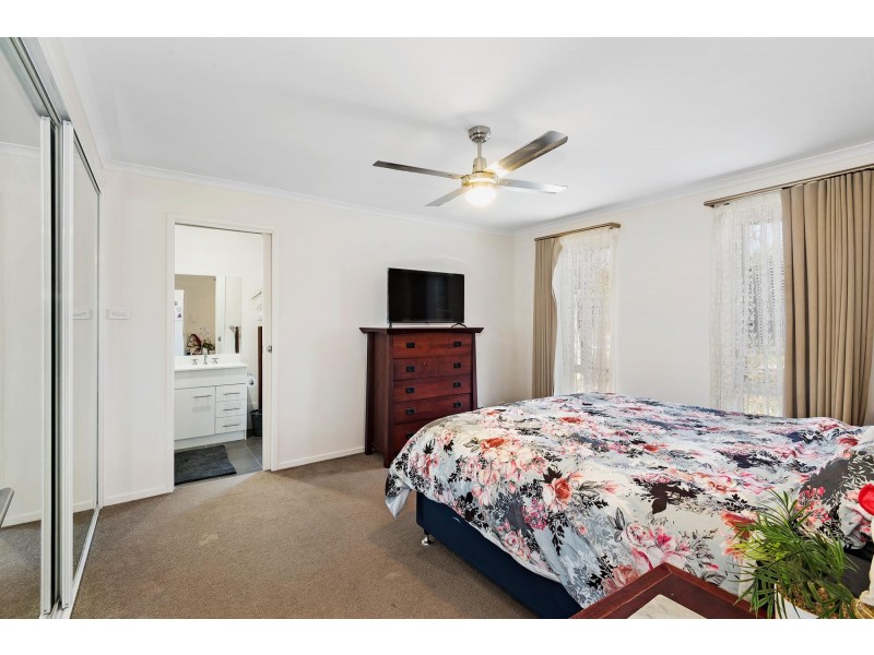 39 Dagmar Berne Street, Macgregor ACT 2615