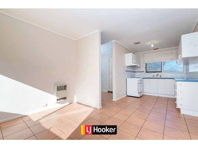 9 Dangar Place, Charnwood ACT 2615