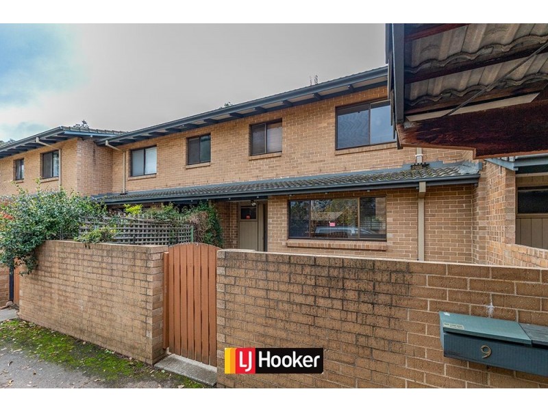 8/124 DeBurgh Street, Lyneham ACT 2602