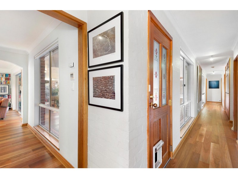 43 Mccawley Street, Watson ACT 2602