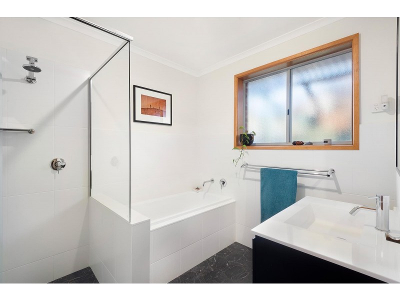43 Mccawley Street, Watson ACT 2602