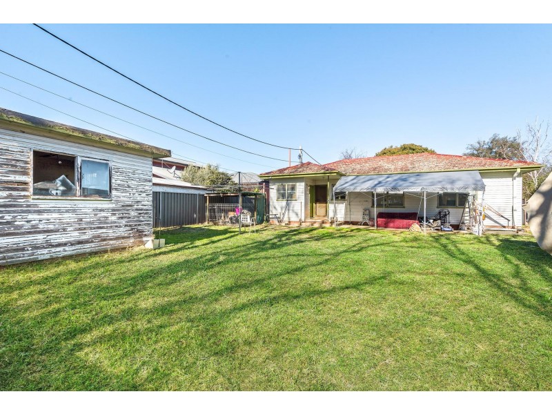 19 Dutton Street, Dickson ACT 2602