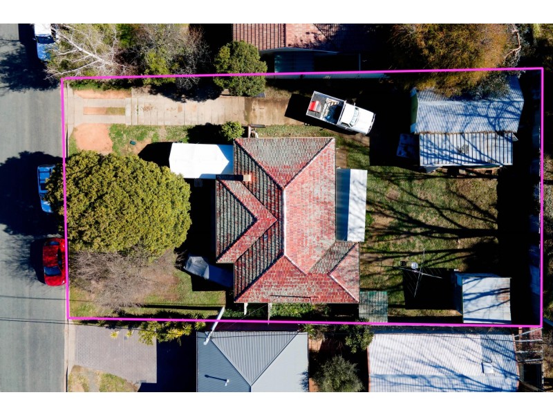 19 Dutton Street, Dickson ACT 2602