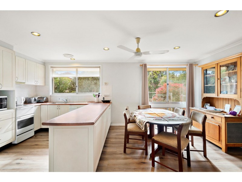 6 Nyawi Place, Giralang ACT 2617