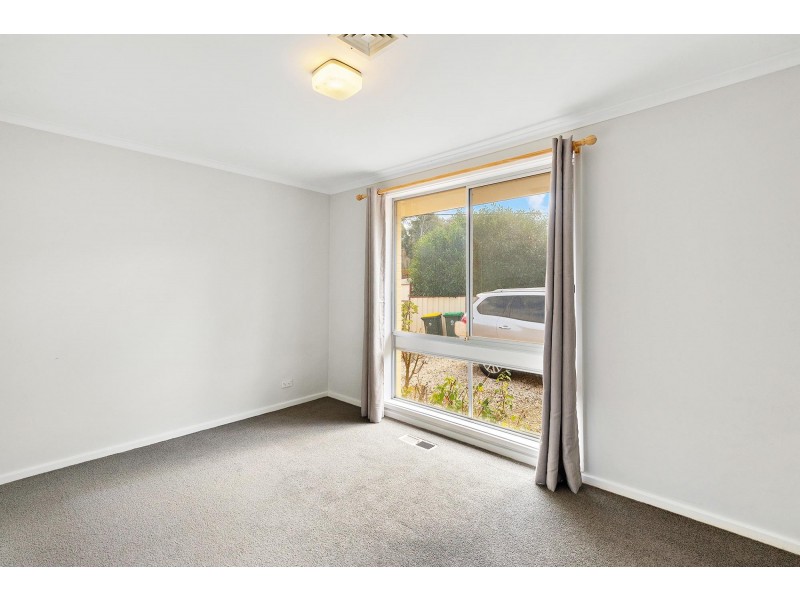 6 Nyawi Place, Giralang ACT 2617